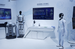 支撑自动送宾、全屋生态联动、多屏流转等功
